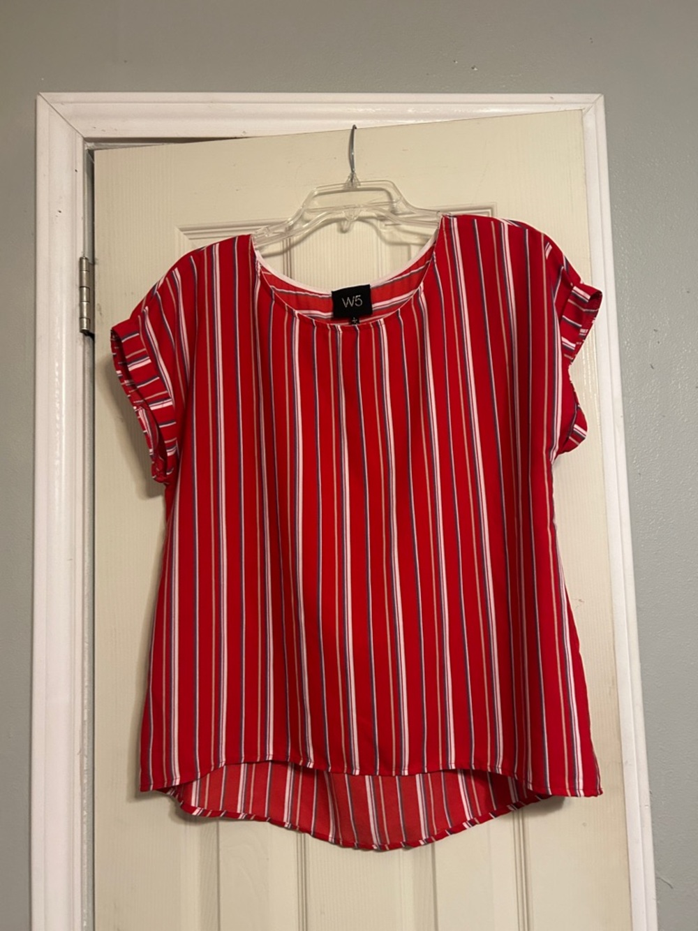 🦉3for$10 Moving🚚Sale W5 red white stripe top